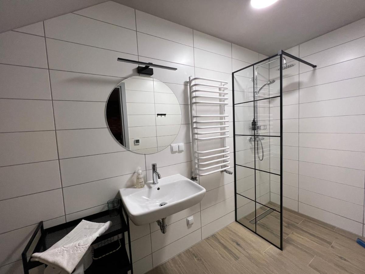 Garden Loft Villa Roczyny Екстериор снимка